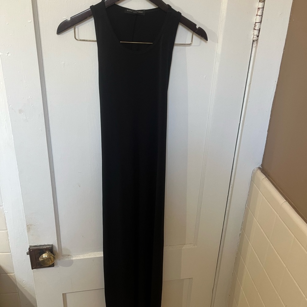 Elegant Black Sleeveless Dress